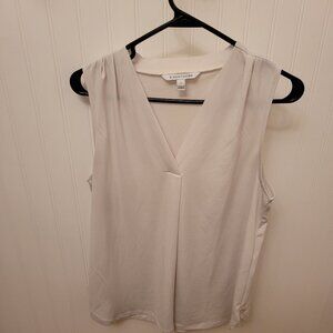 41 HAWTHORN Gabriella V-Neck Stretch Knit Top Size Large in White